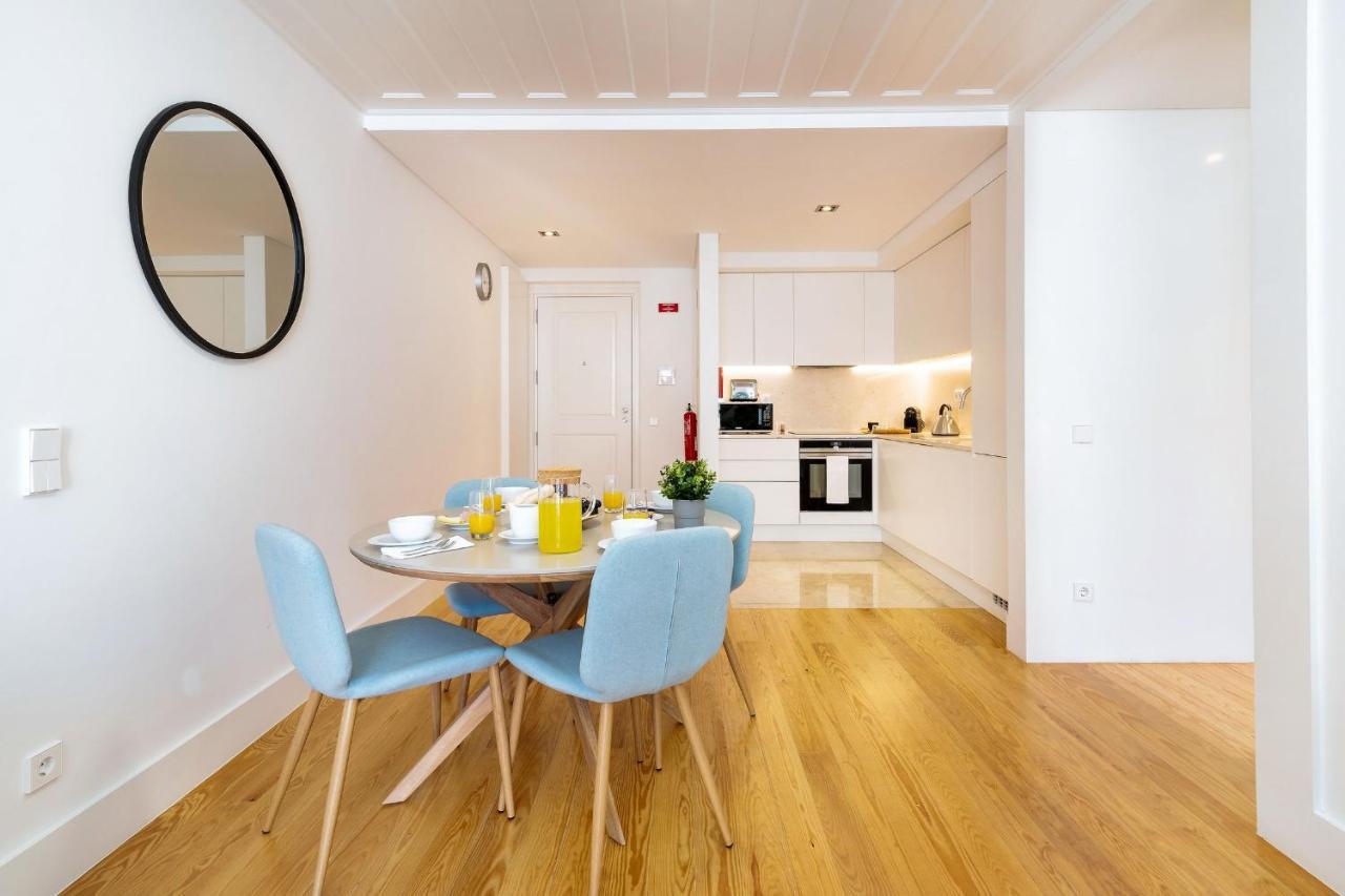 Amazing 1Bdr Apartment In Chiado By Lovelystay Лиссабон Экстерьер фото