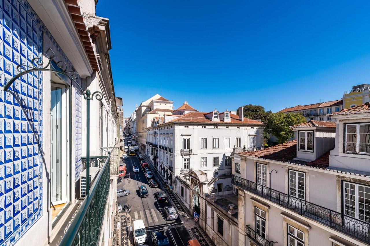 Amazing 1Bdr Apartment In Chiado By Lovelystay Лиссабон Экстерьер фото
